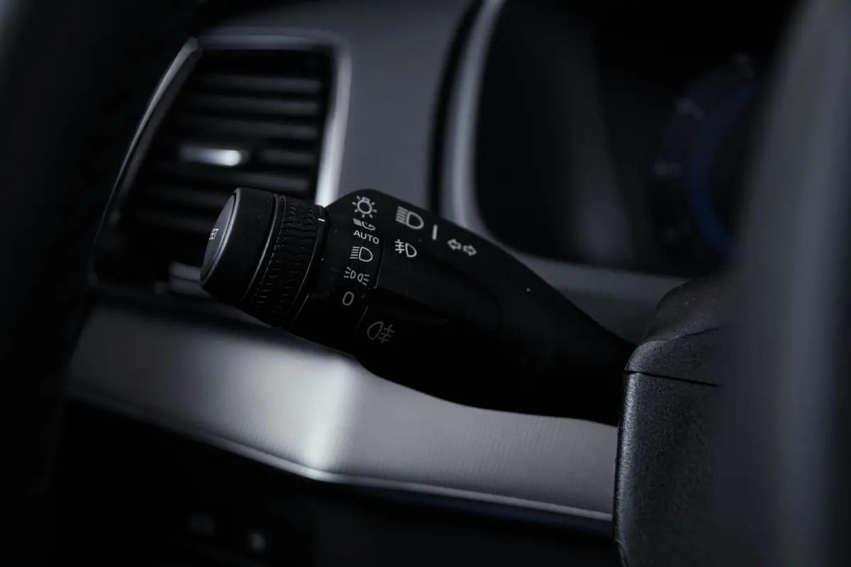 2.0 T8 Recharge AWD Plus Bright Trekhaak - Panoramadak - Adaptieve Cruise Control - Harman Kardon - Visual Park Assist - Stoelverwarming voor/achter - Verwarmbare voorruit - Getinte Ruiten -