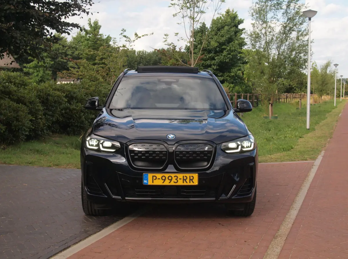 Executive 80 kWh | Facelift Model | Shadow Line | Panoramadak | Camera | Sfeerverlichting | NL-Auto |