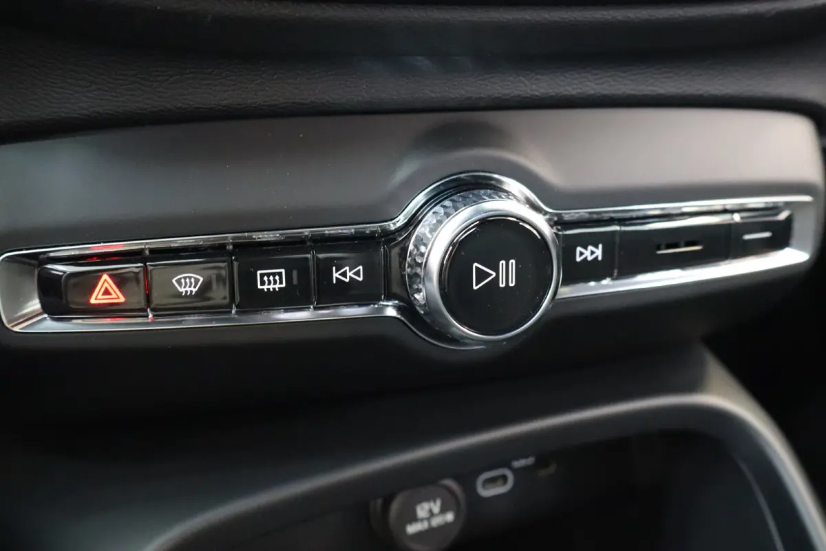 Extended Range 252PK Plus Europa 82 kWh | All seasonbanden | Apple Carplay/Android Auto|telefoonintegratie premium | Comfortstoel(en)