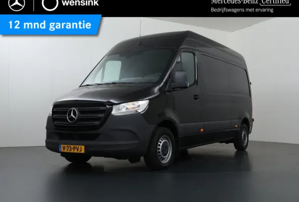 315 CDI L2 H2 FWD | Airco | Standverwarming | Achteruitrijcamera | Trekhaakvoorbereiding | Zijwindassistent | Comfort Bestuurdersstoel en Bijrijdersbank | Geen Zijschuifdeuren | Achterdeuren