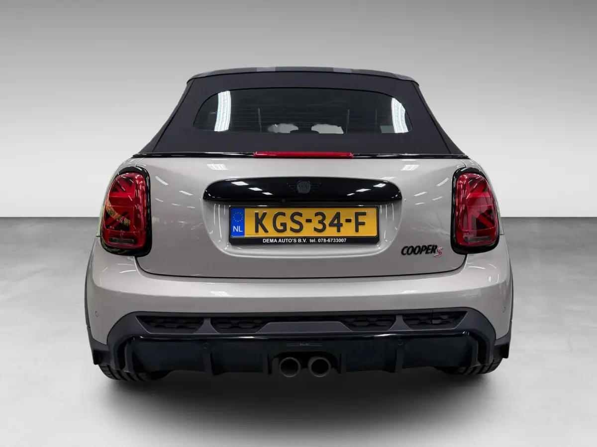 2.0 S JCW 18'' JCW-STOELEN/NAVI/H-UP/H-KARDON/CAM/DAB/CARPLAY///