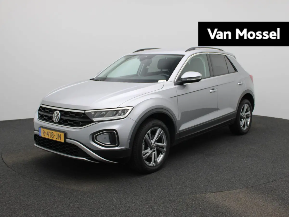 1.0 TSI Life 110 PK| Origineel Nederlands | Navigatie | Achteruitrijcamera | Digitale Cockpit Pro | Parkeersensoren | Privacy Glas