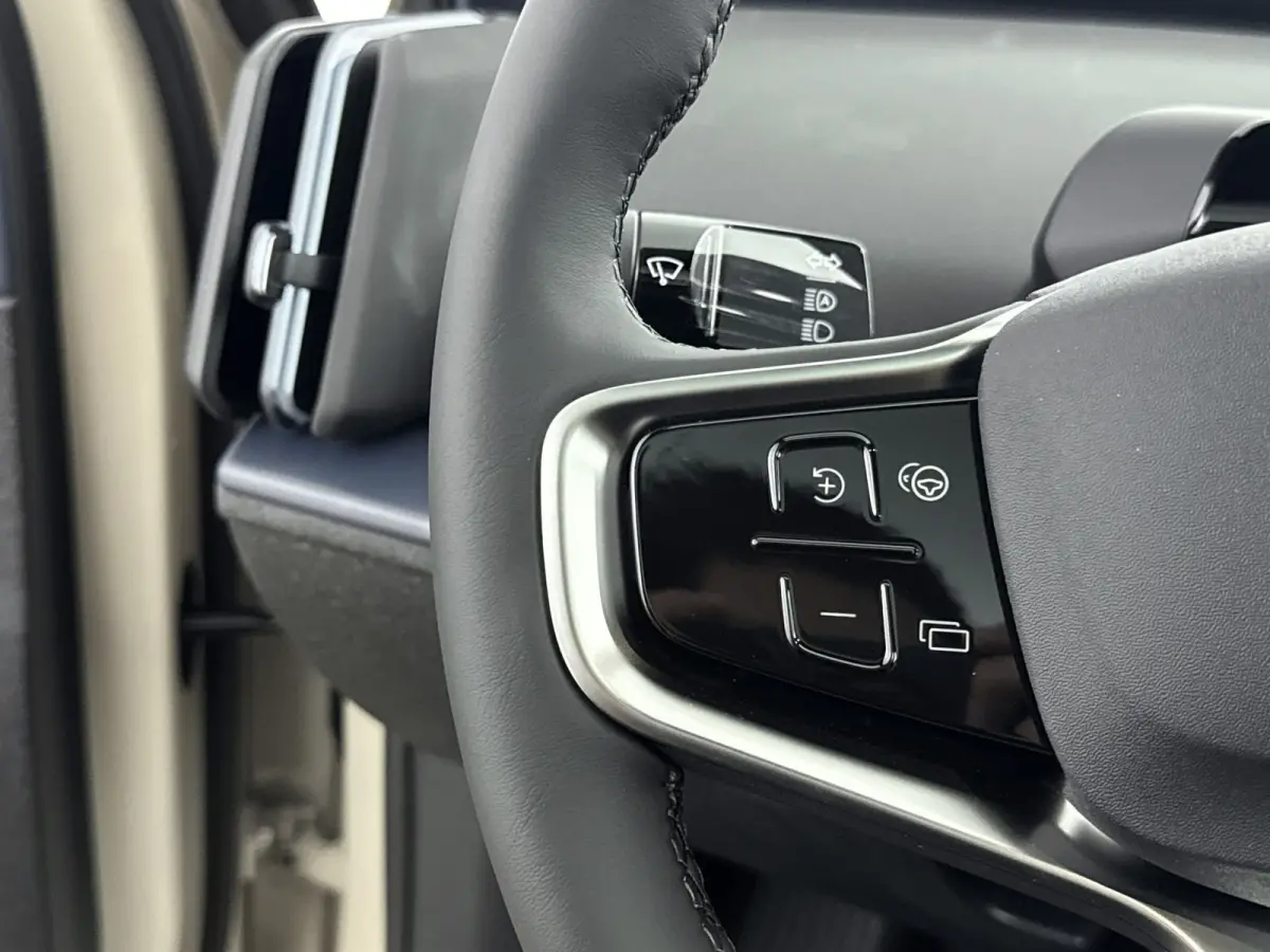 P5 Long Range Ultra Europa 69 kWh | Apple Carplay/Android Auto|telefoonintegratie premium | Dodehoekdetectie met correctie | Draadloze telefoonlader