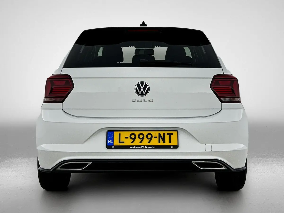 1.0 TSI R-Line Edition 95 PK | R-Line | Apple Carplay | Android Auto | Adaptive Cruise Control | Climatic | Lichtmetalen velgen | LED dagrijverlichting |