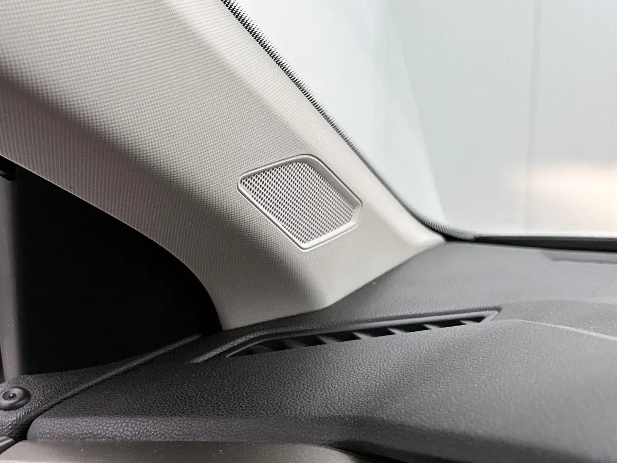 1.0 TSI R-Line Edition 95 PK | R-Line | Apple Carplay | Android Auto | Adaptive Cruise Control | Climatic | Lichtmetalen velgen | LED dagrijverlichting |