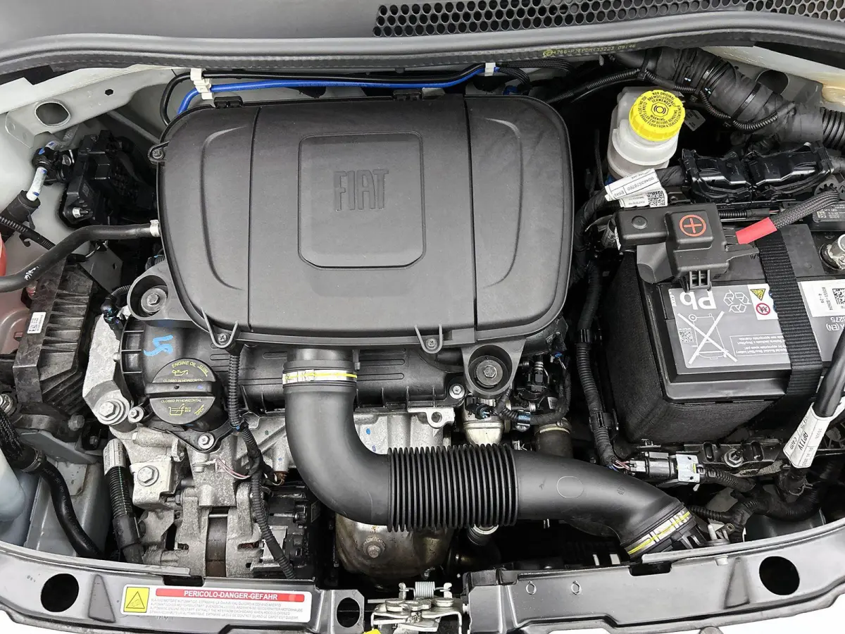 1.0 Hybrid Dolcevita Finale 69 PK | 1e eigenaar | Panoramadak | Apple carplay | Android auto | Airco | Parkeersensoren | Lichtmetalen velgen | DAB |