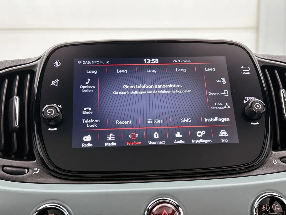 1.0 Hybrid Dolcevita Finale 69 PK | 1e eigenaar | Panoramadak | Apple carplay | Android auto | Airco | Parkeersensoren | Lichtmetalen velgen | DAB |
