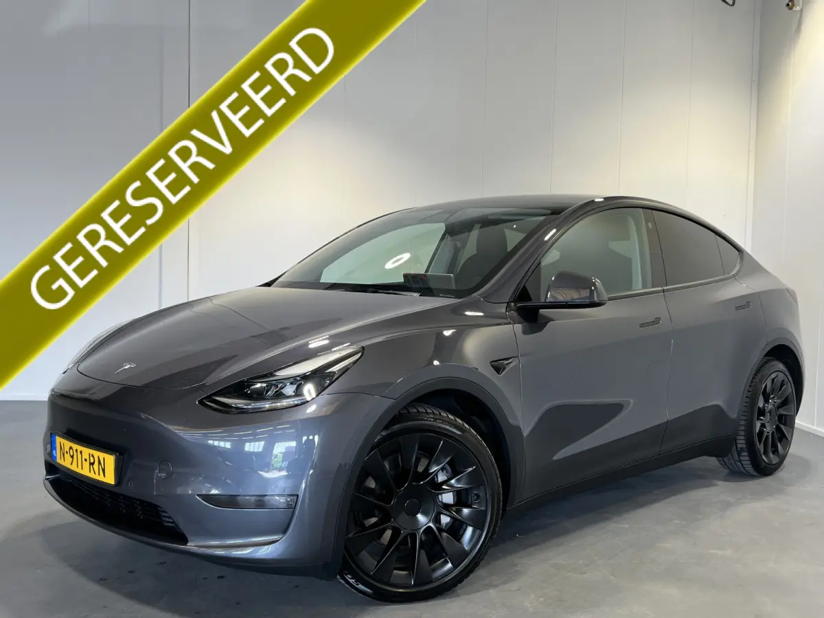 Long Range AWD 75 kWh | SoH 90.1% Autopilot | LM Velgen 20" | Voorstoelen + Achterbank Verwarmd | Panoramadak | Airco |