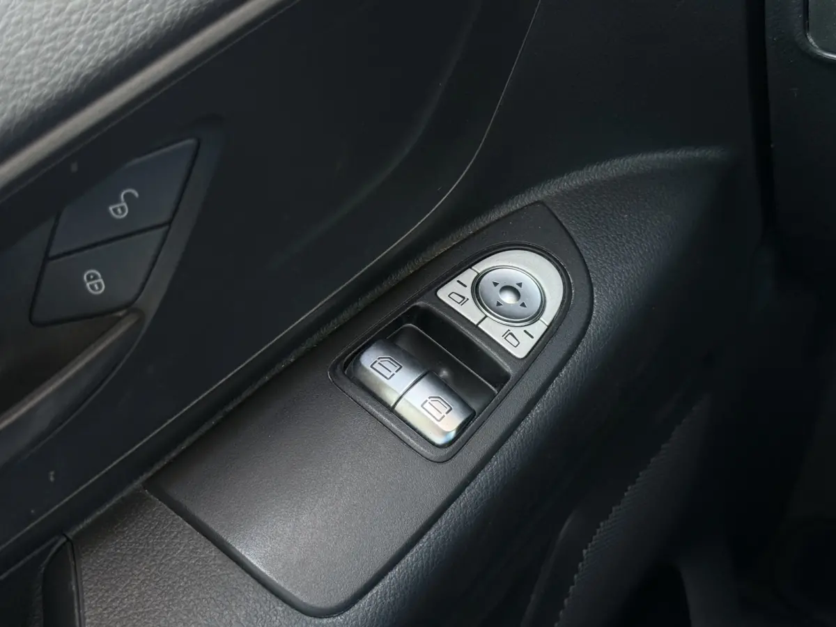 114 CDI Lang | Navi | Carplay | Camera | Trekhaak | PDC | Imperiaal