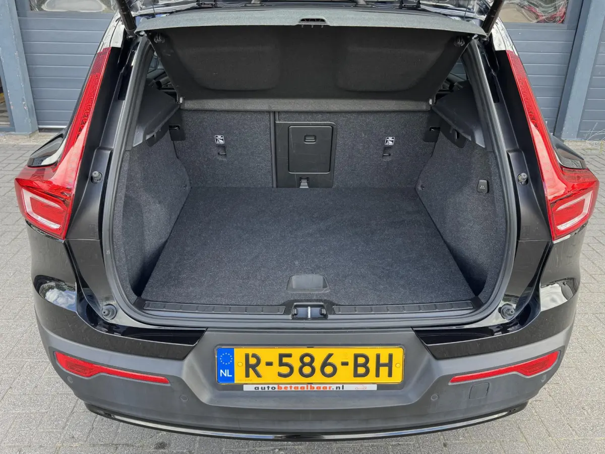1.5 T5 PLUG-IN HYBRID PLUS DARK I LEDEREN BEKLEDING I WINTERPAKKET I P-CAMERA I ADAPTIVE CRUISE