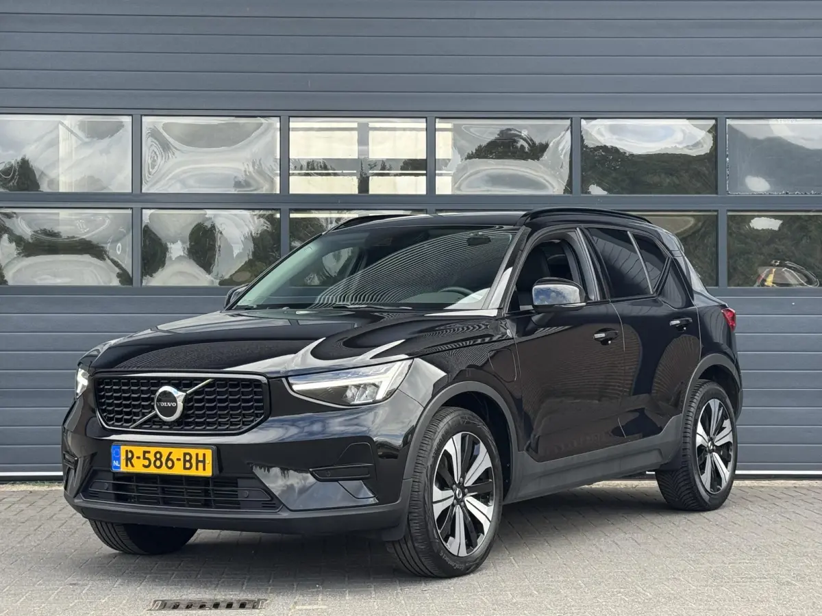1.5 T5 PLUG-IN HYBRID PLUS DARK I LEDEREN BEKLEDING I WINTERPAKKET I P-CAMERA I ADAPTIVE CRUISE