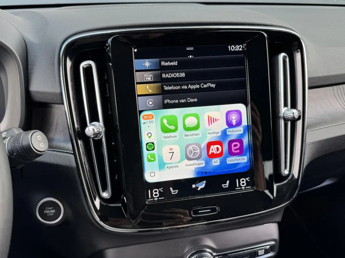 1.5 T5 PLUG-IN HYBRID PLUS DARK I LEDEREN BEKLEDING I WINTERPAKKET I P-CAMERA I ADAPTIVE CRUISE