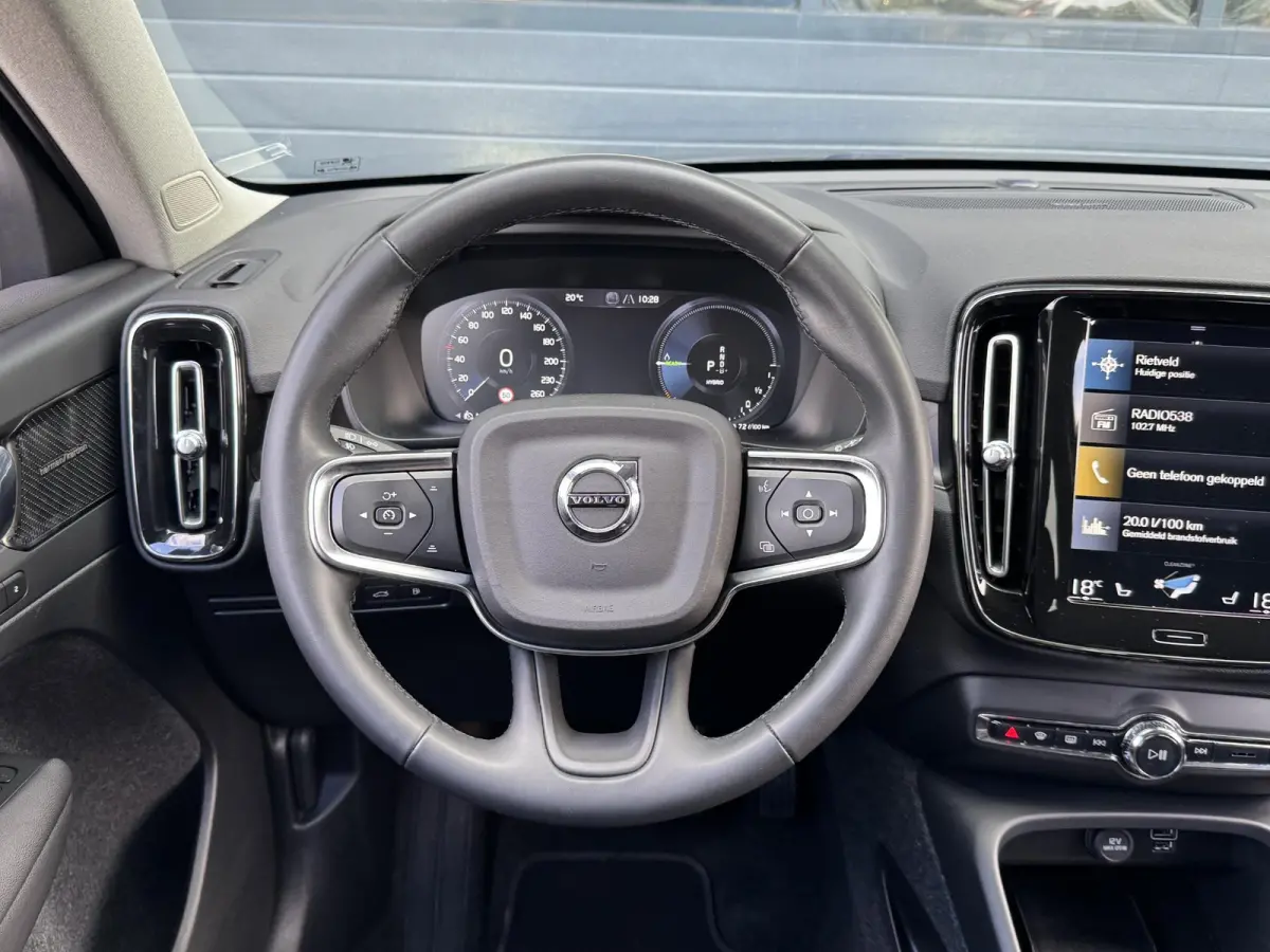 1.5 T5 PLUG-IN HYBRID PLUS DARK I LEDEREN BEKLEDING I WINTERPAKKET I P-CAMERA I ADAPTIVE CRUISE