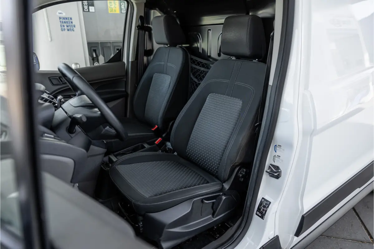 1.5 EcoBlue L2 | CarPlay | Camera | Cruise control | Navigatie | Stoelverwarming | Lane assist | DAB | Euro 6 | Nieuwe APK | Dealer onderhouden