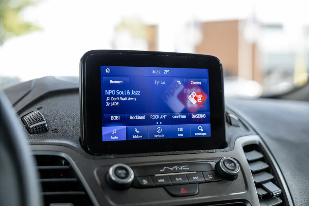 1.5 EcoBlue L2 | CarPlay | Camera | Cruise control | Navigatie | Stoelverwarming | Lane assist | DAB | Euro 6 | Nieuwe APK | Dealer onderhouden