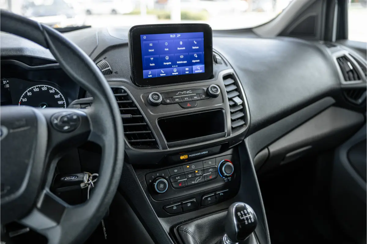 1.5 EcoBlue L2 | CarPlay | Camera | Cruise control | Navigatie | Stoelverwarming | Lane assist | DAB | Euro 6 | Nieuwe APK | Dealer onderhouden