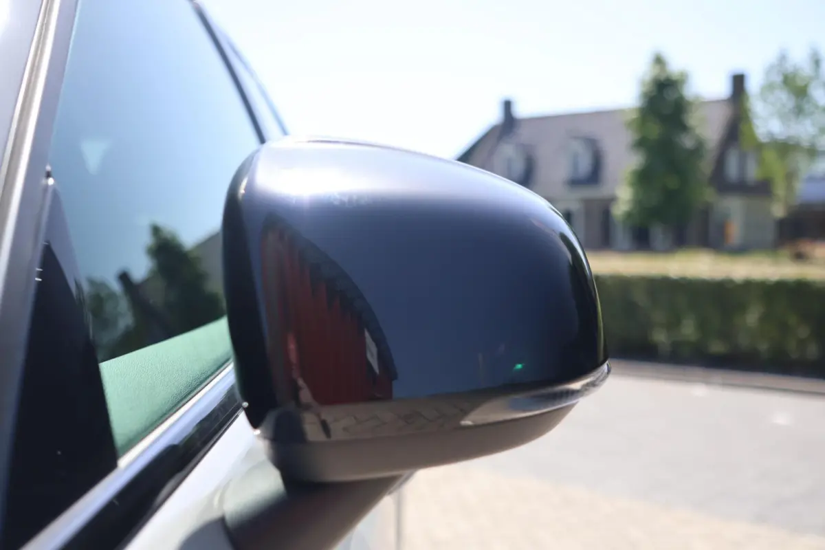 T5 Ultimate Dark | Stoelverwarming | Parkeercamera | Panoramadak | Pilot Assist | BLIS | H/K | 20 Inch | Keyless