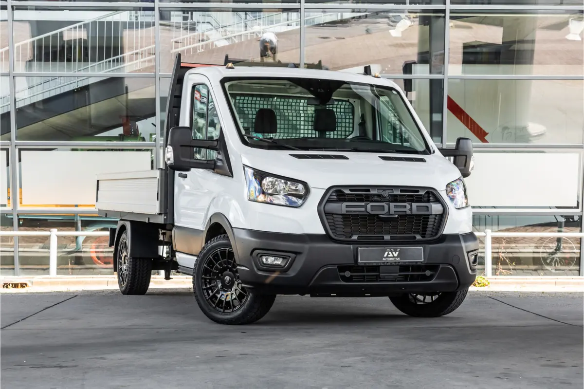 310 2.0 TDCI L2H1 | Open laadbak | 3-Zitter | Cruise control | Airco | MF Stuur | Nieuwe APK | Dealer onderhouden | Euro 6