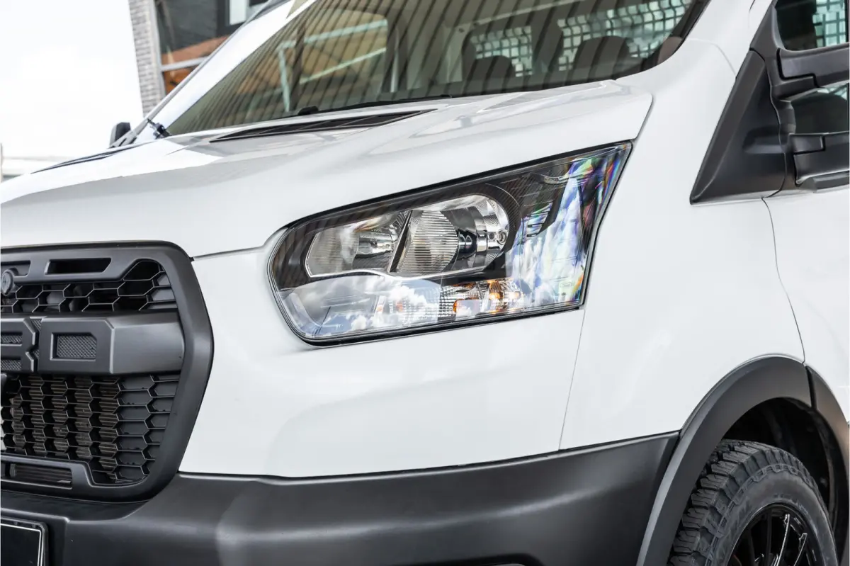 310 2.0 TDCI L2H1 | Open laadbak | 3-Zitter | Cruise control | Airco | MF Stuur | Nieuwe APK | Dealer onderhouden | Euro 6