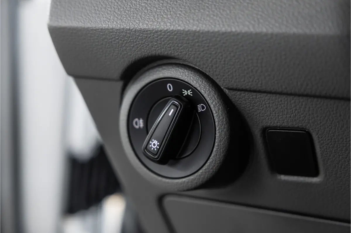 T6.1 2.0 TDI DSG L2H1 | AV Edition | Bi-Xenon | CarPlay | Camera | Cruise control | Trekhaak | MF Stuur | BPM Vrij
