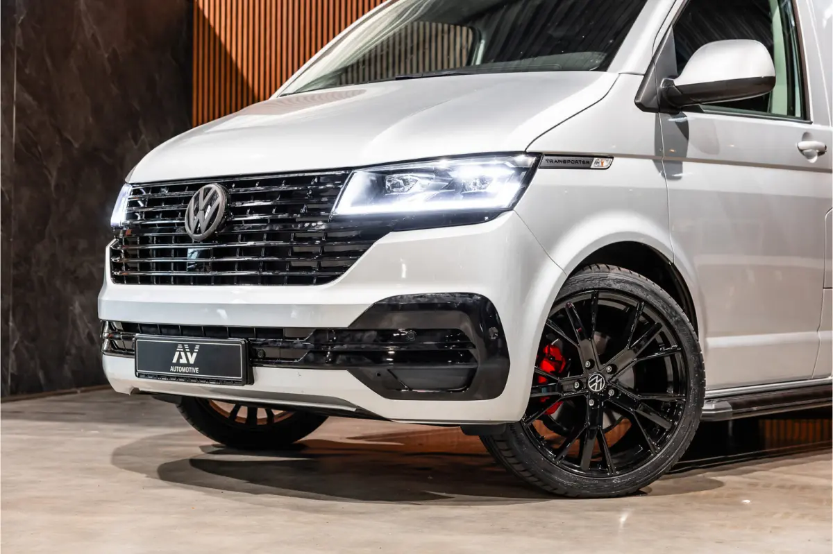 T6.1 2.0 TDI DSG L2H1 | AV Edition | Bi-Xenon | CarPlay | Camera | Cruise control | Trekhaak | MF Stuur | BPM Vrij