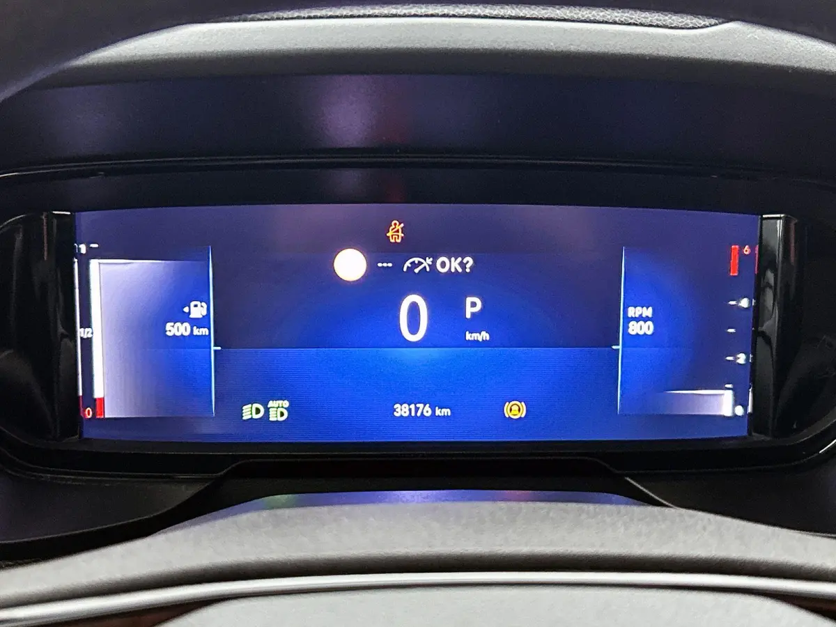 1.5 BlueHDi 130PK L2 Automaat Apple Carplay / Android Auto Navigatie Trekhaak Airco Camera Cruise Control Parkeersensoren V+A DAB
