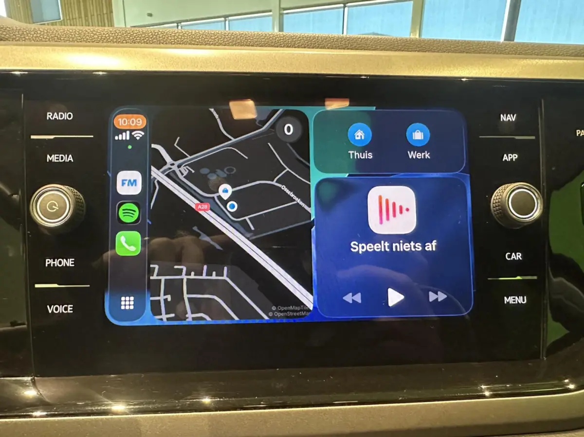 1.0 TSI Comfortline | Apple/Android |