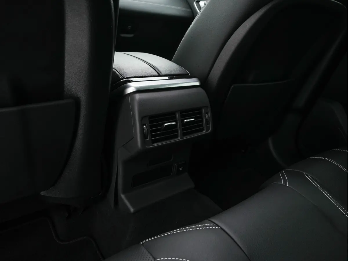 2.0 D200 R-Dynamic HSE AWD MHEV Aut. *PANO | LEATHER | FULL-LED | TOPVIEW | MEMORY-PACK | ADAPTIVE-CRUISE | BLINDSPOT | DIGI-COCKPIT | NAVI-FULLMAP | PRIVACY-GLASS | SHIFTPADDLES | 20''ALU*
