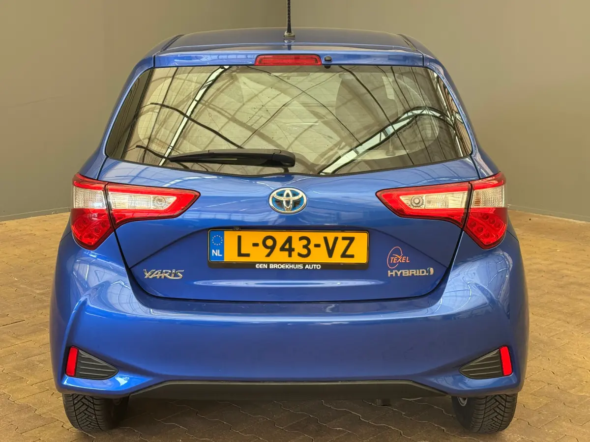 1.5 Hybrid Executive Automaat! | Camera | All Season Banden! | Navigatie  | Bluetooth | 16 LMV | Airco | Rijstrook sensor | | Achteruitrijcamera | Bots herkenning en activatie | Buitenspiege