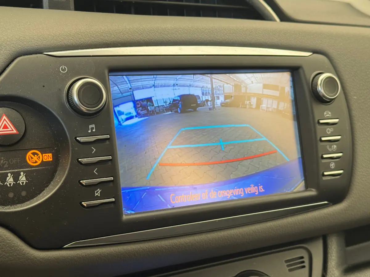 1.5 Hybrid Executive Automaat! | Camera | All Season Banden! | Navigatie  | Bluetooth | 16 LMV | Airco | Rijstrook sensor | | Achteruitrijcamera | Bots herkenning en activatie | Buitenspiege