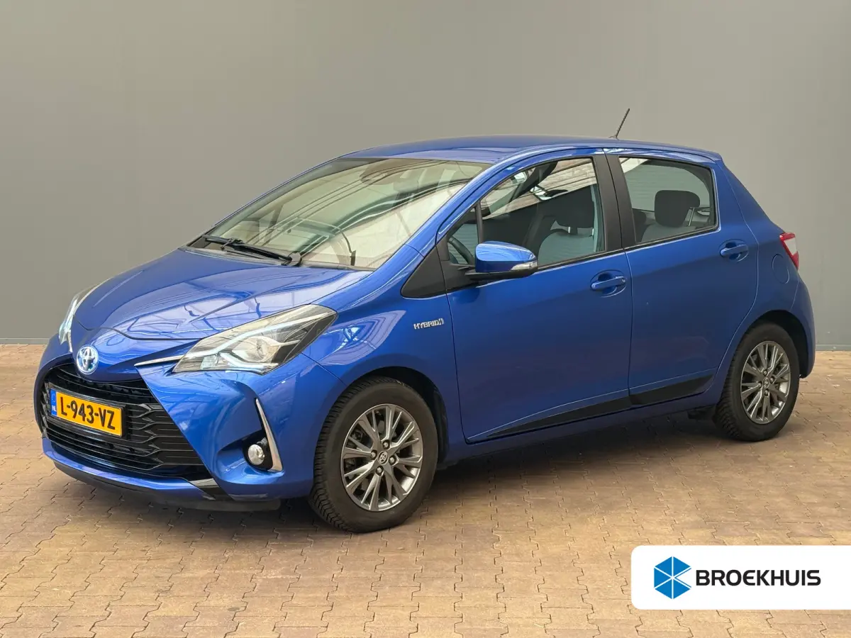 1.5 Hybrid Executive Automaat! | Camera | All Season Banden! | Navigatie  | Bluetooth | 16 LMV | Airco | Rijstrook sensor | | Achteruitrijcamera | Bots herkenning en activatie | Buitenspiege
