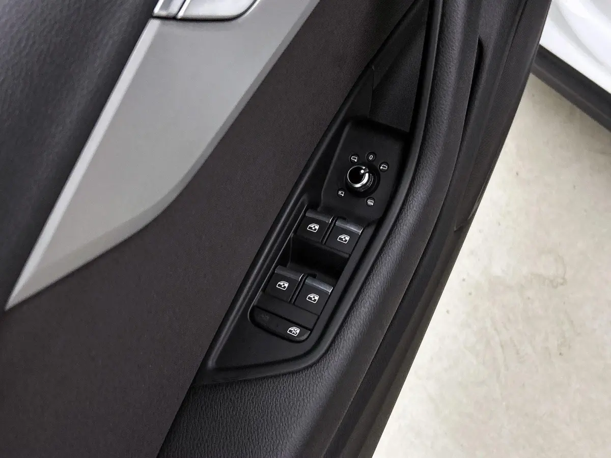 quattro 45 TFSI 245 PK | Automaat | Navigatie | Cruise control | Stoelverwarming | Apple Carplay | Android Auto | Lichtmetalen velgen |