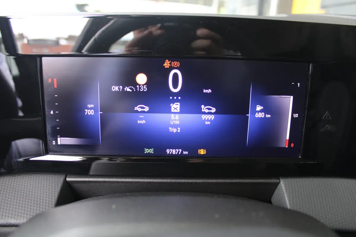 1.2 Edition | LED koplampen | Apple Carplay/ Android Auto | Climate control |