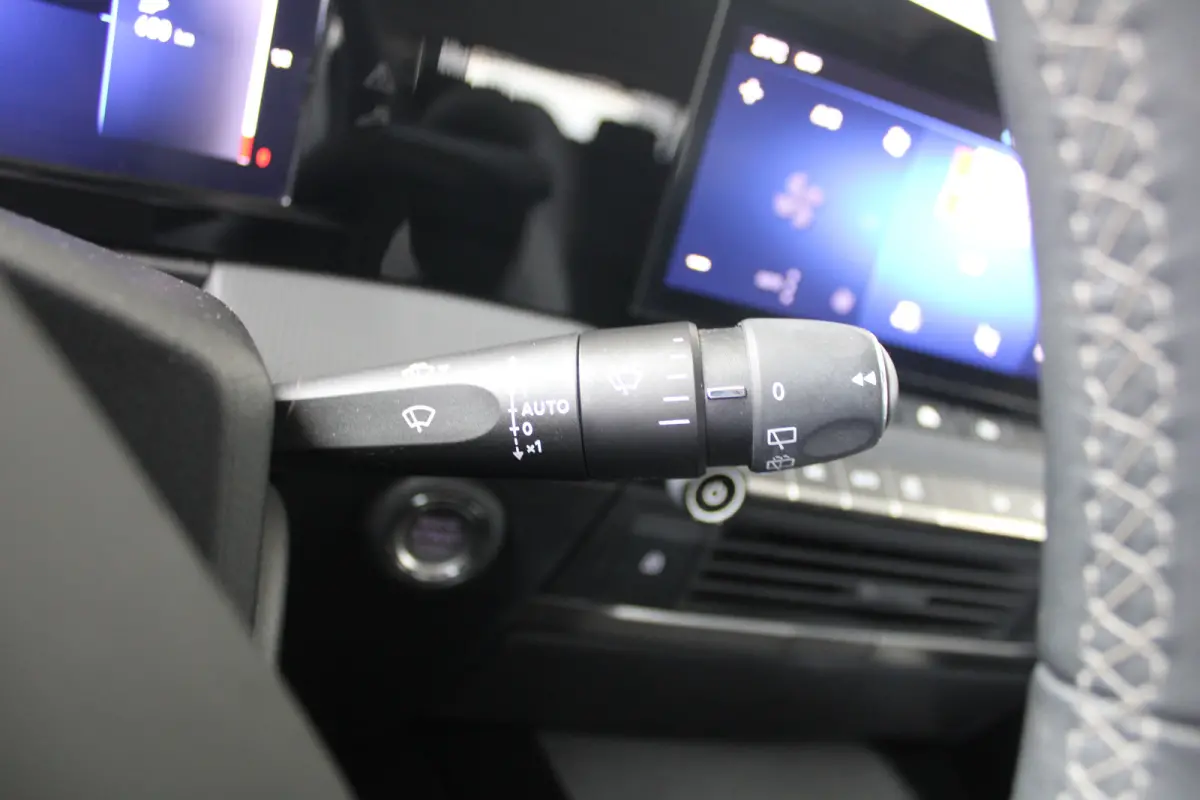 1.2 Edition | LED koplampen | Apple Carplay/ Android Auto | Climate control |