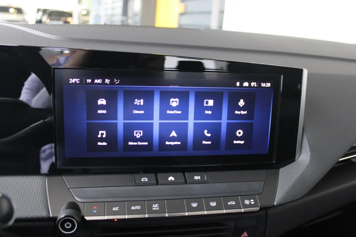 1.2 Edition | LED koplampen | Apple Carplay/ Android Auto | Climate control |