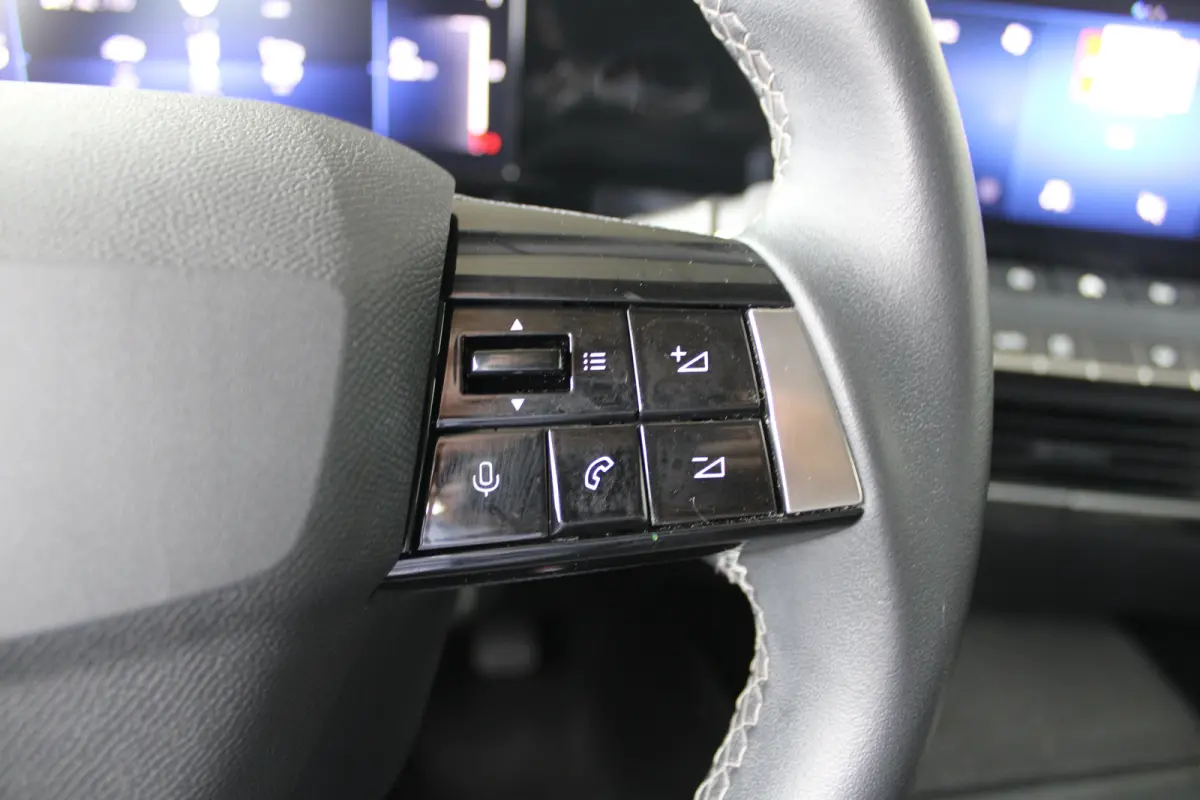 1.2 Edition | LED koplampen | Apple Carplay/ Android Auto | Climate control |