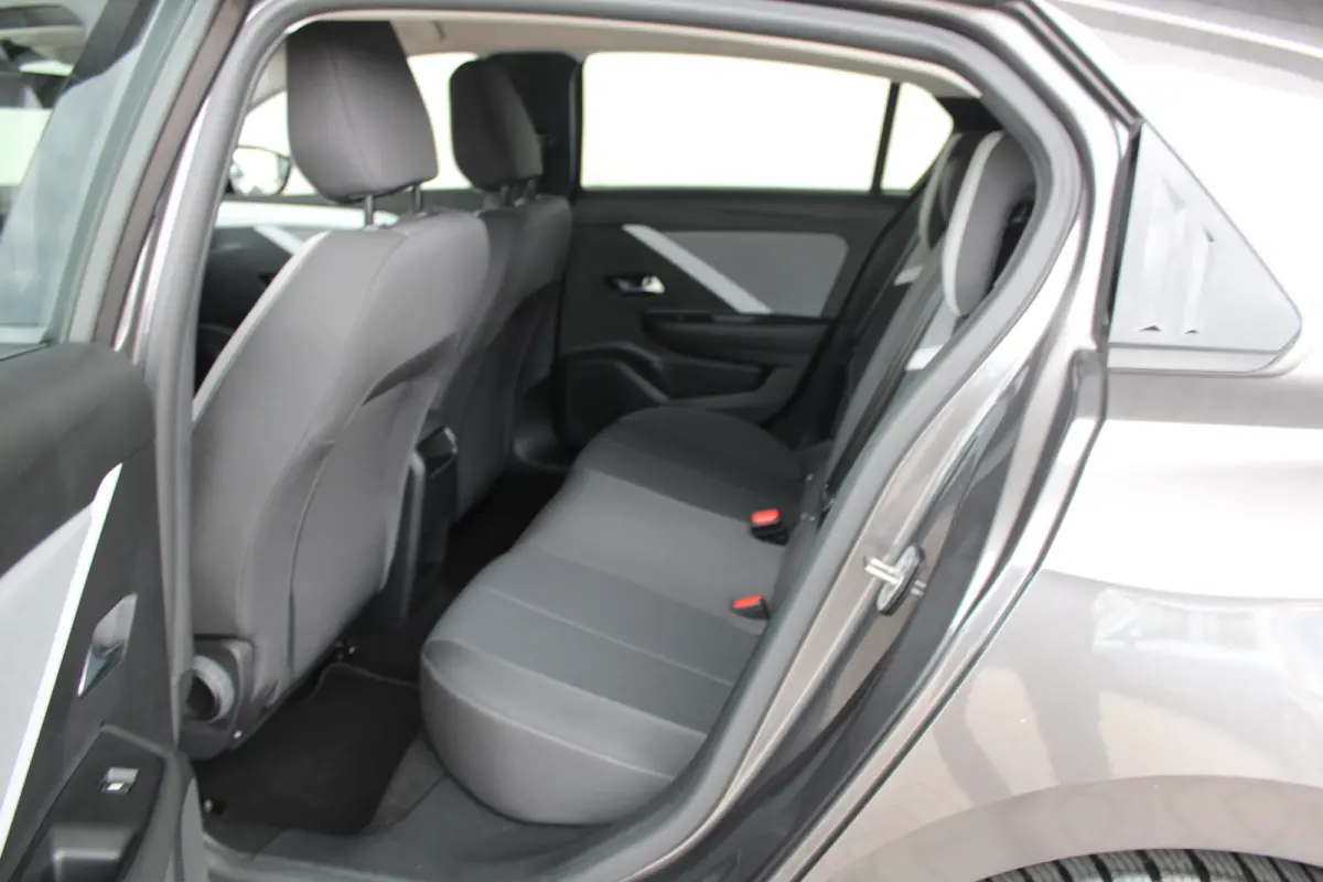 1.2 Edition | LED koplampen | Apple Carplay/ Android Auto | Climate control |