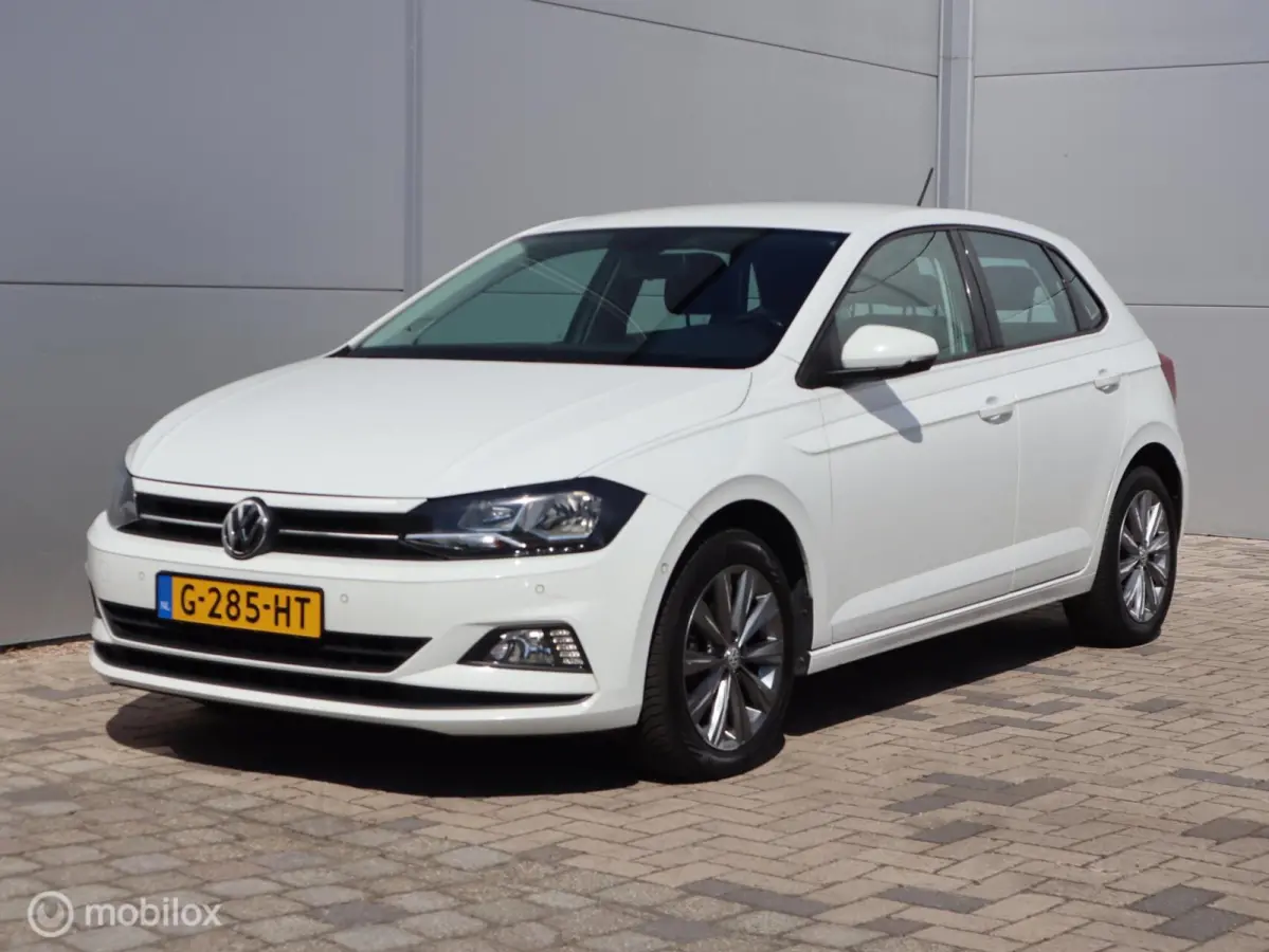 1.0 TSI Highline Beats CarPlay PDC Clima ACC