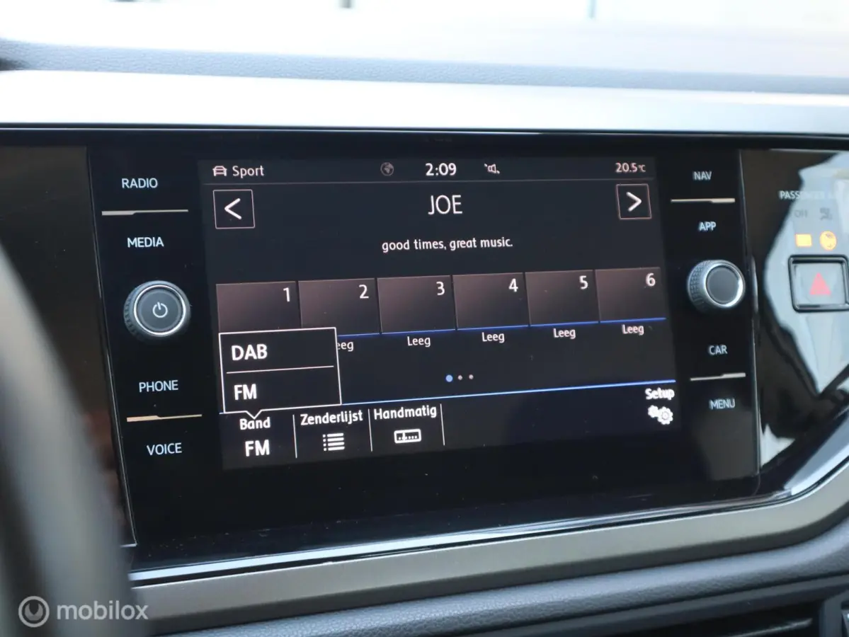 1.0 TSI Highline Beats CarPlay PDC Clima ACC