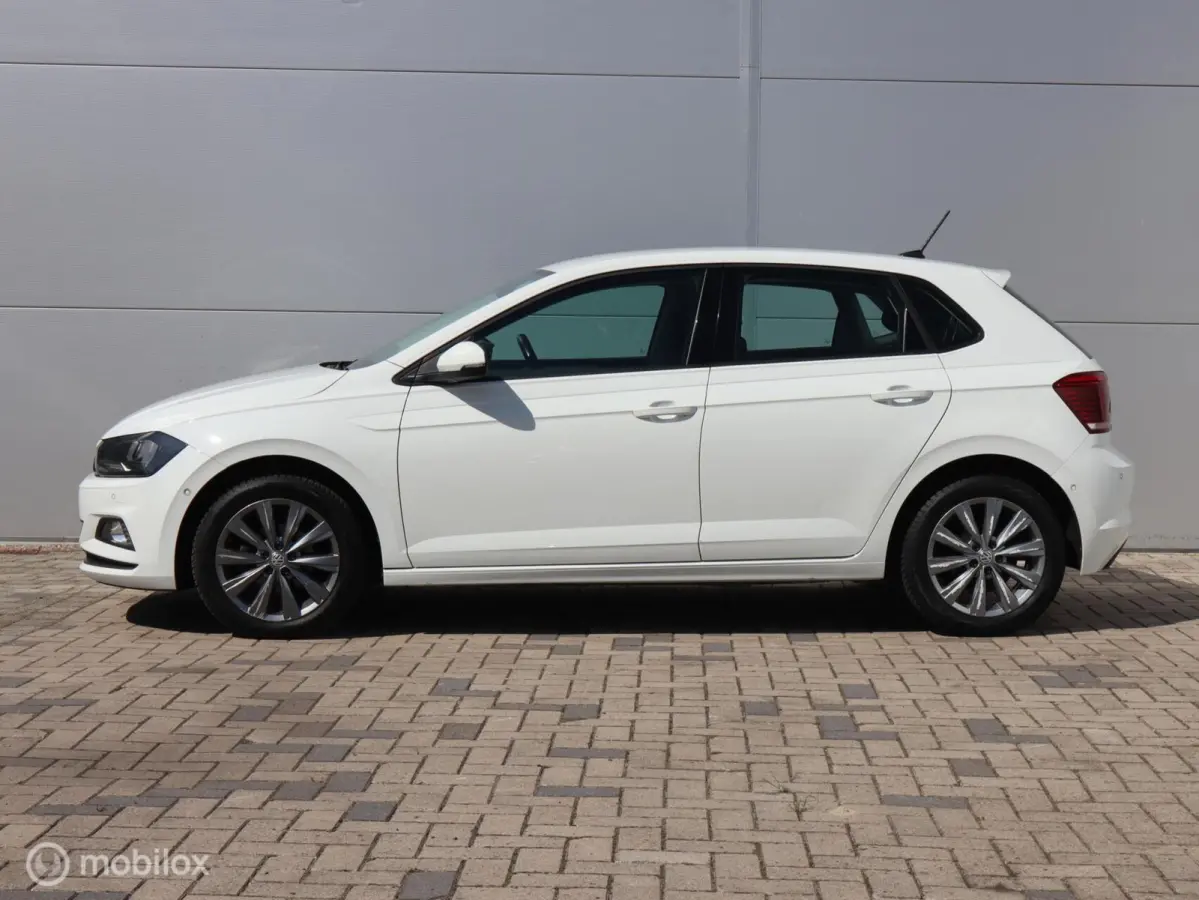1.0 TSI Highline Beats CarPlay PDC Clima ACC
