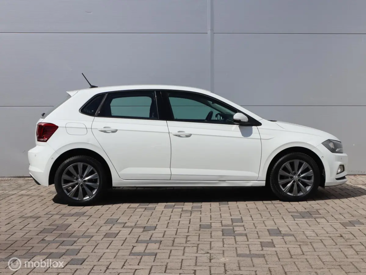 1.0 TSI Highline Beats CarPlay PDC Clima ACC