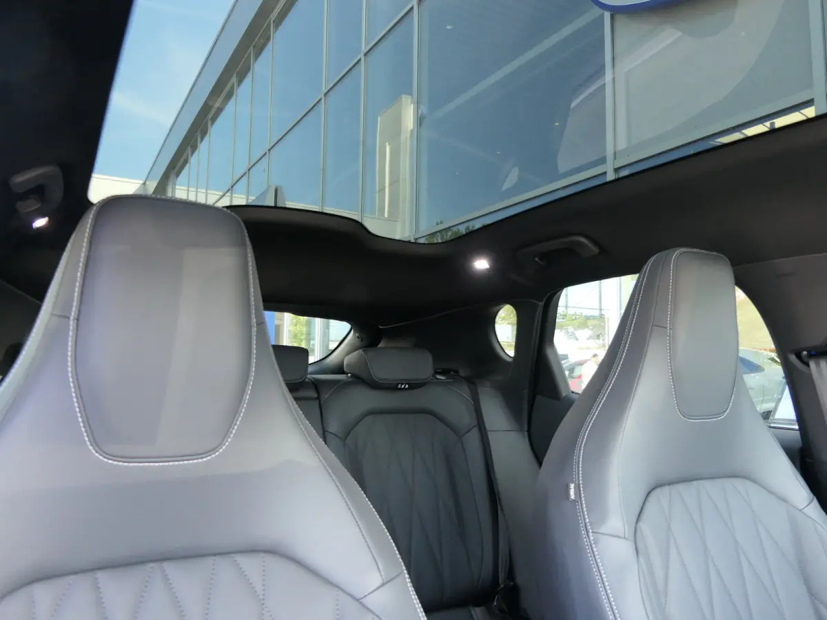 Premium Extended Range RWD 77 kWh | Apple Carplay/Android Auto|telefoonintegratie premium | Cruise control adaptief met Stop&Go | Dodehoek detectie