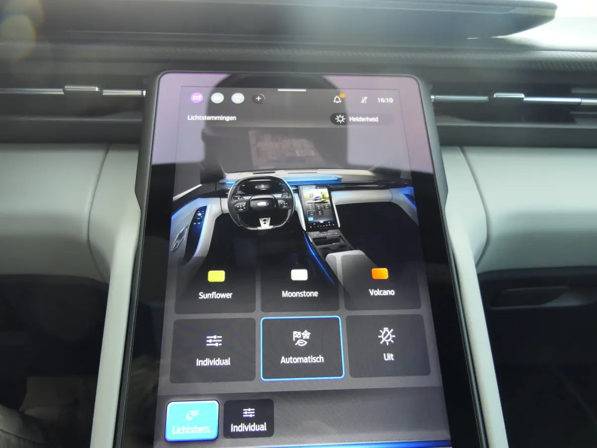 Premium Extended Range RWD 77 kWh | Apple Carplay/Android Auto|telefoonintegratie premium | Cruise control adaptief met Stop&Go | Dodehoek detectie