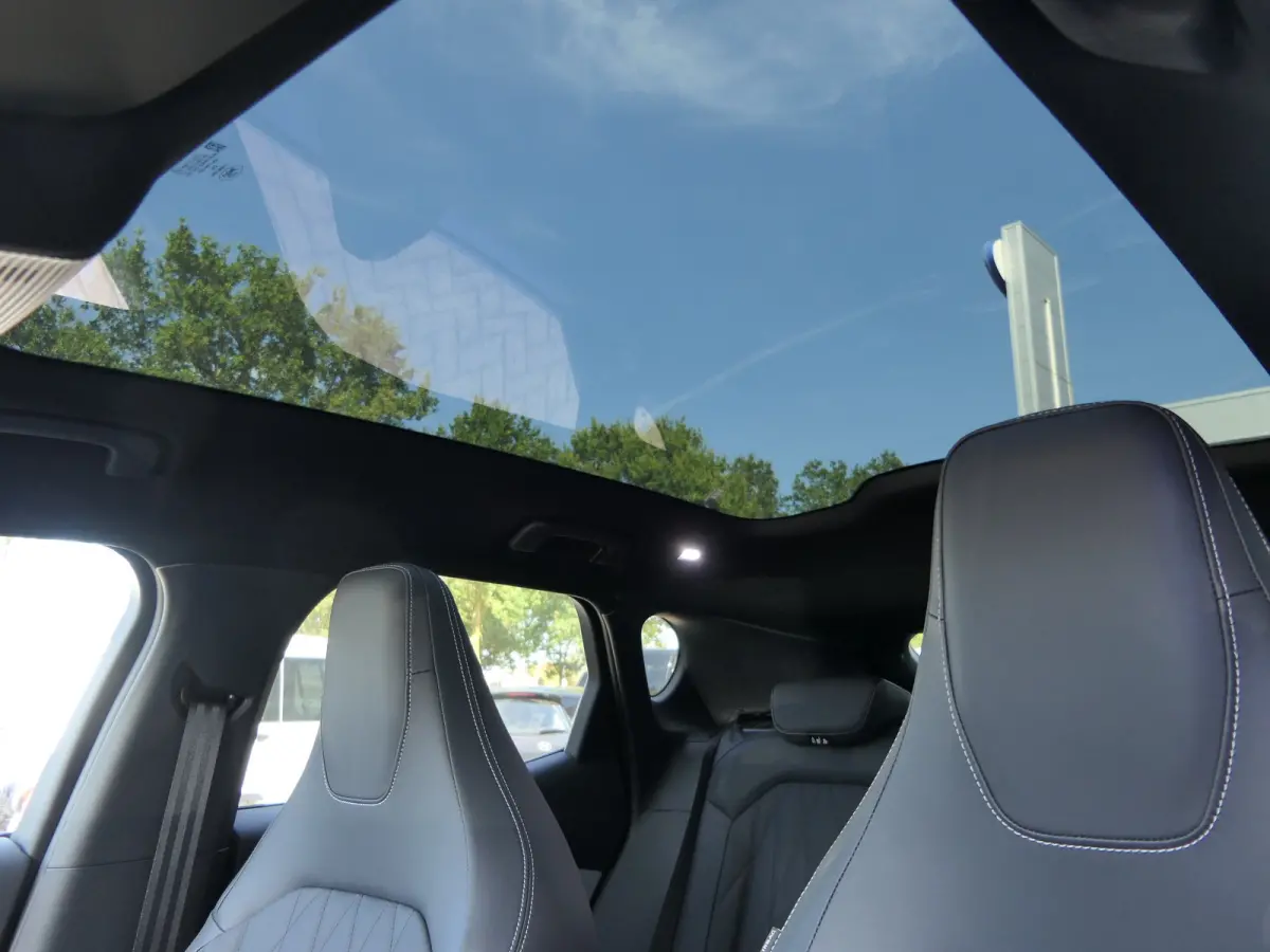 Premium Extended Range RWD 77 kWh | Apple Carplay/Android Auto|telefoonintegratie premium | Cruise control adaptief met Stop&Go | Dodehoek detectie