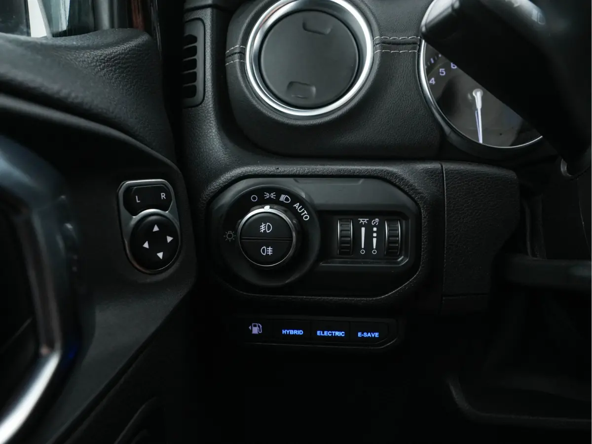 4xe 380 Sahara AWD (Plug-in) {SoH-91%} (INCL-BTW) *OPEN-ROOF | LEATHER | FULL-LED | ALPINE-AUDIO | CRUISE | BLINDSPOT | CAMERA | KEYLESS | HEATED-COMFORTSEATS | DAB+ | PRIVACY-GLASS | ECC | 