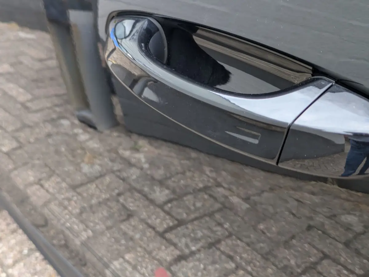 1.6 plug-in Hybrid 195 Allure|Navi|Camera|Lane-Assist|Keyless-Entry/Go|Apple-Carplay/Android-Auto|6.900km