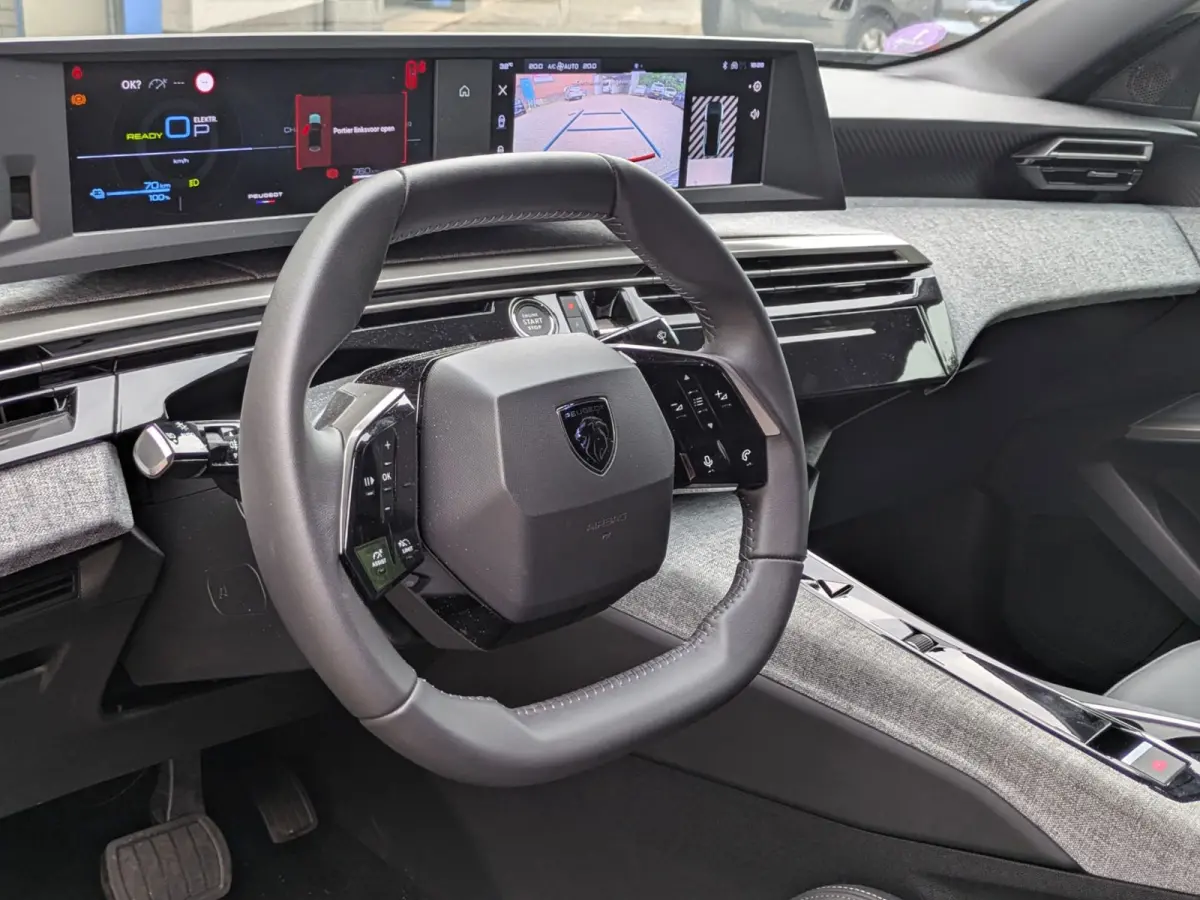 1.6 plug-in Hybrid 195 Allure|Navi|Camera|Lane-Assist|Keyless-Entry/Go|Apple-Carplay/Android-Auto|6.900km