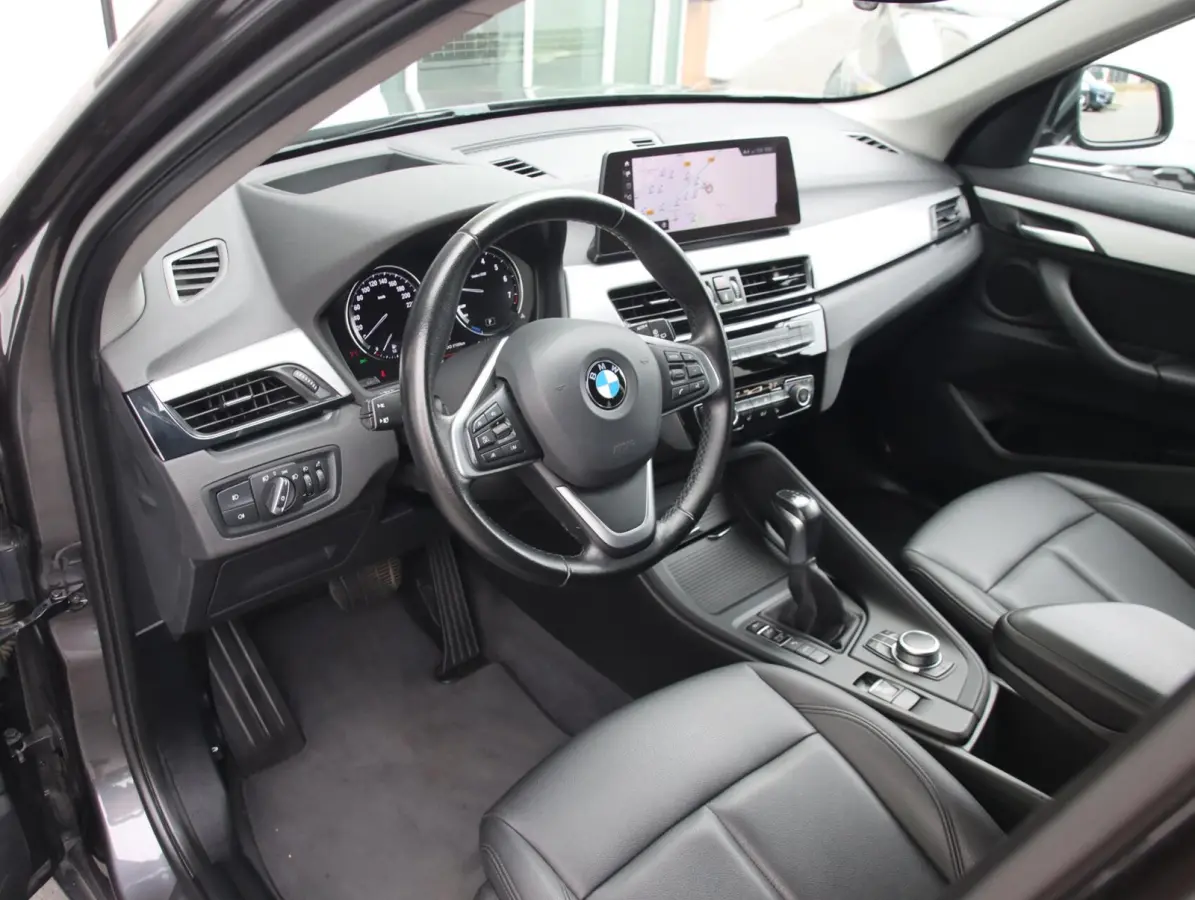 xDrive25e High Executive | Afneembare trekhaak | SOH 89%