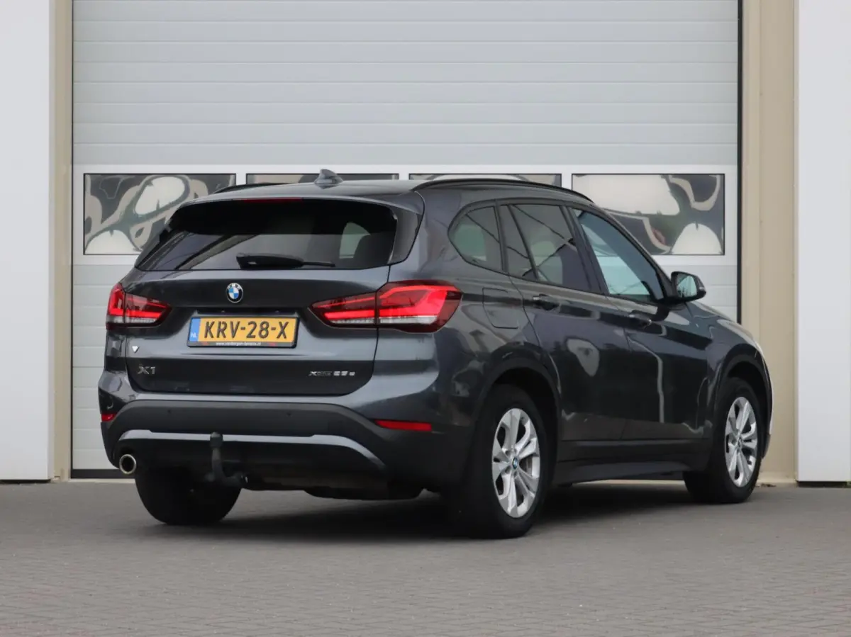 xDrive25e High Executive | Afneembare trekhaak | SOH 89%