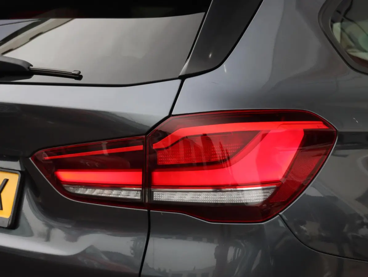 xDrive25e High Executive | Afneembare trekhaak | SOH 89%
